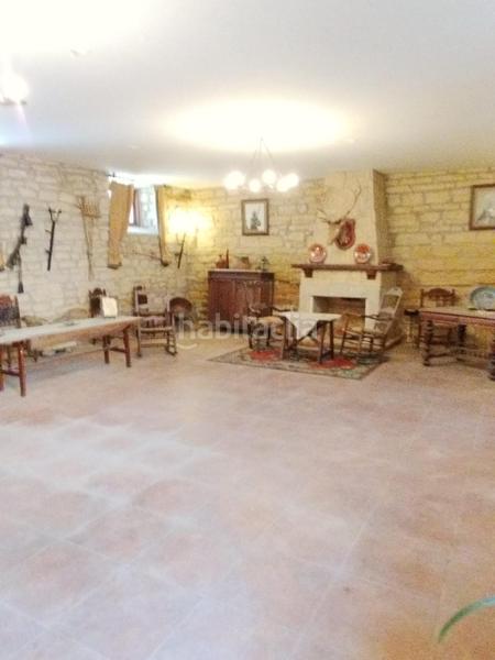 Foto 43759623-dd18-4c5e-b9bd-9784697a5bb6. Casa amb calefacció a Porcuna