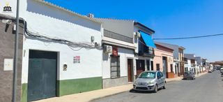 Geschäftsraum in Calle los carbajales 26. Cochera zona las viñas