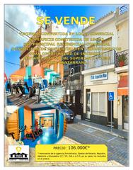 Casa a Bollullos Par del Condado. Vivienda convertida en local comercial zona cantarrana