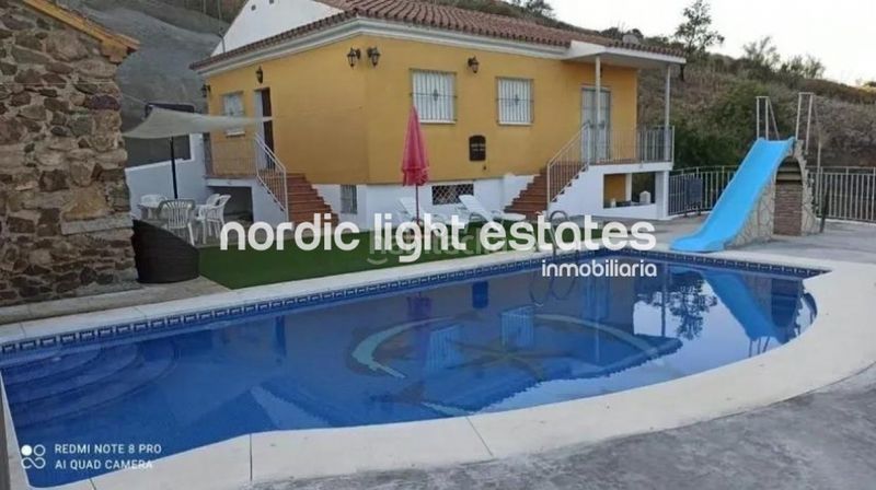 Foto 91a715bb-dbfb-4038-a323-181b51dbc49d. Casa amb piscina a El Cortijuelo Málaga