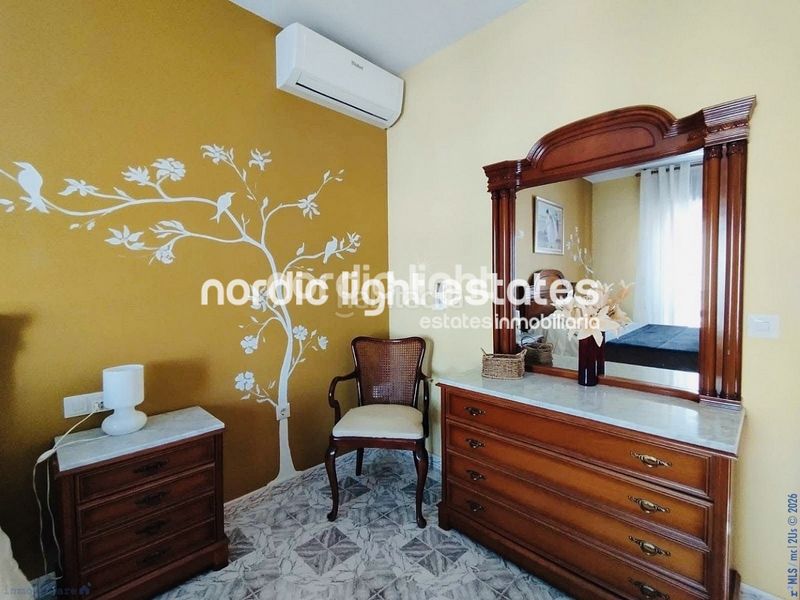 Foto df336c4c-5ae7-430a-a7ef-b9e9ae0f0b55. Piso en Avda Pescia - Ctra de Frigiliana Nerja