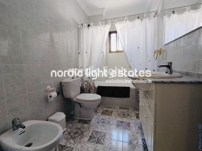 Foto e1f3c725-ded5-4520-b75b-e4095b9d1bc0. Piso en Avda Pescia - Ctra de Frigiliana Nerja