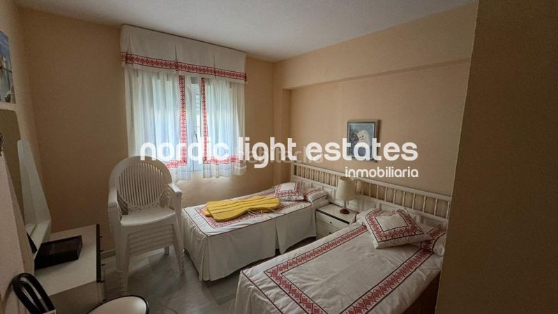 Foto a1bfeed7-f292-41b7-a847-33149029bc80. Pis amb aparcament piscina a La Carihuela - Los Nidos Torremolinos