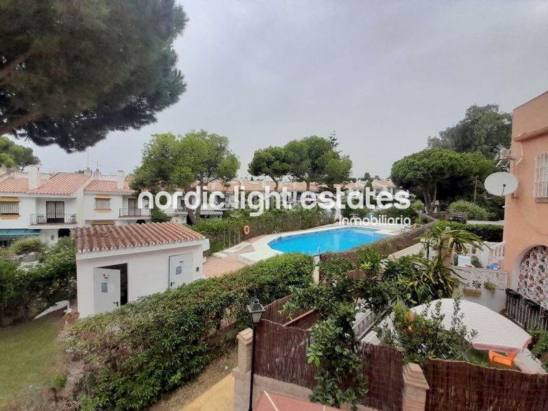 Foto 85f2d852-9845-4f63-8518-964938b9b4b6. Casa amb piscina a Chilches