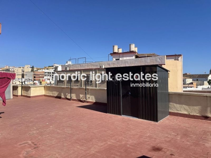 Foto a84ea636-c6b8-4e11-bc63-8c724fac7899. Pis a El Molinillo - Capuchinos Málaga