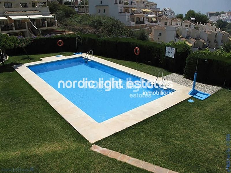 Foto 43473c02-fe07-4898-8600-607b8dabb278. Pis amb piscina a nueva Nerja Nerja