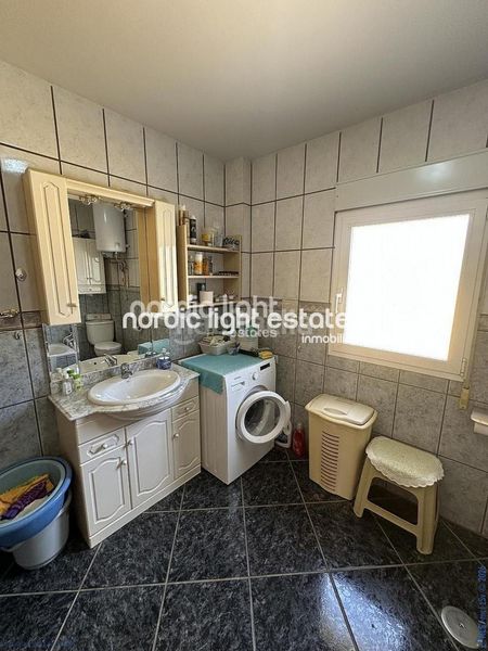 Foto 1c341632-9fb5-45b2-a8ec-0b58cb7f4b4e. Casa amb aparcament piscina a Trayamar Algarrobo