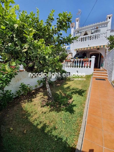 Foto 3347155c-89b1-44b2-b096-aff4df588fec. Casa amb piscina a Capistrano Nerja
