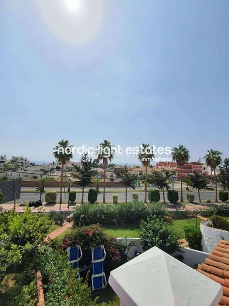 Foto cd44dc86-14fc-4cad-85c3-77bd1d2a5c87. Casa amb piscina a Capistrano Nerja