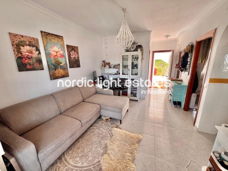 Foto 65d97167-241b-41e0-9093-cb5411a1577c. Piso en Torrox park Torrox