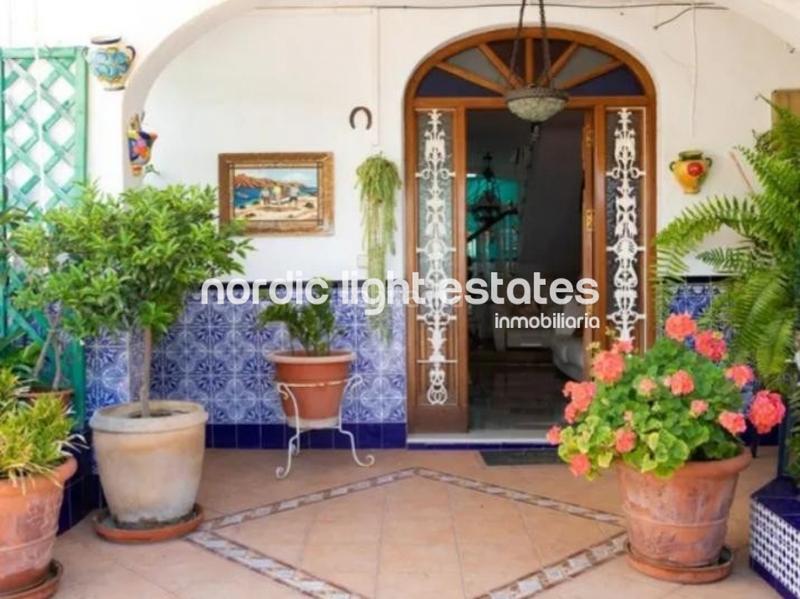 Foto 28a34697-d13e-4e4f-b098-9eafa8b408ee. Casa in Chaparil - Torrecilla - Punta Lara Nerja