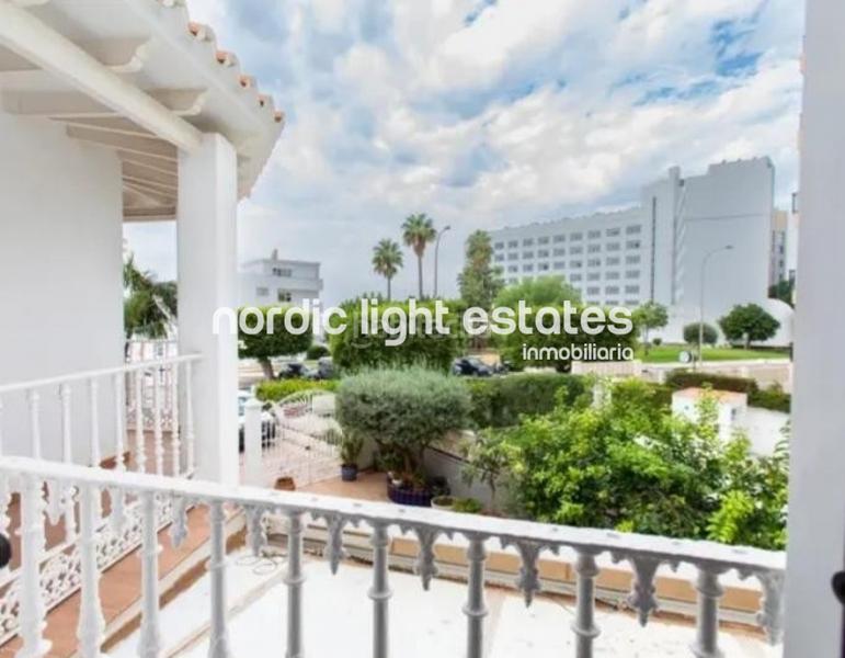 Foto c31cd05e-d30e-4800-ad67-ab867bec6ffb. Maison dans Chaparil - Torrecilla - Punta Lara Nerja