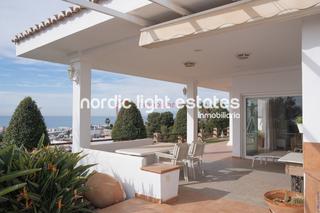 Maison à Urbanización Santa Rosa