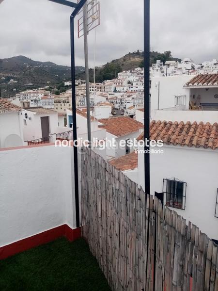 Foto 26c171c8-d2b9-4164-9016-402dd5136c39. Alquiler casa en Torrox pueblo Torrox