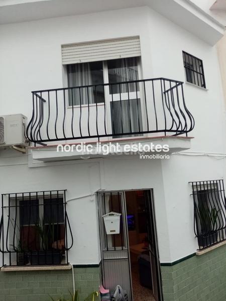 Foto e0da3637-67c5-4459-8433-68ac9d9bef57. Alquiler casa en Torrox pueblo Torrox