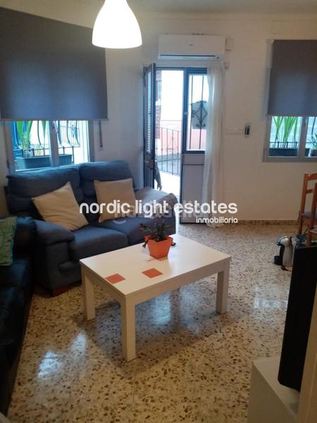 Foto e2e962e0-b684-4959-871d-1fb076a46eec. Alquiler casa en Torrox pueblo Torrox