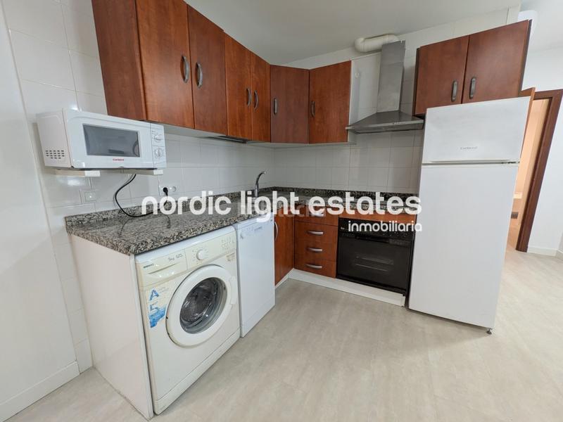 Foto 67f07532-8fb8-4b57-b697-dd1620db2f19. Alquiler piso en Avda Pescia - Ctra de Frigiliana Nerja