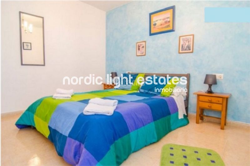 Foto 0517730b-ef7b-4ec4-963e-4a8021687134. Rent flat with pool in Avda Pescia - Ctra de Frigiliana Nerja