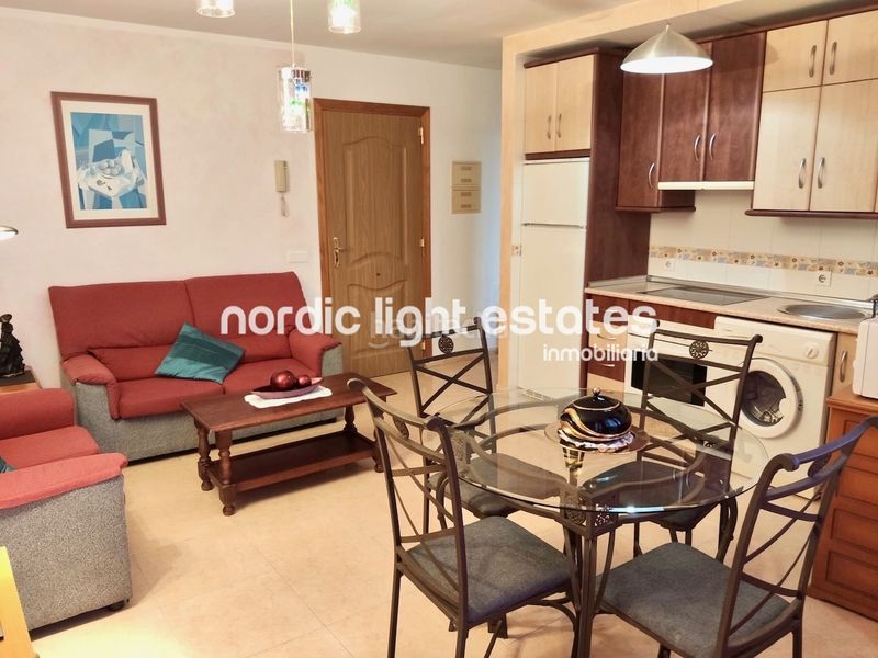 Foto aa02e0d7-2694-4a88-a6c9-39590e39590f. Rent flat with pool in Avda Pescia - Ctra de Frigiliana Nerja