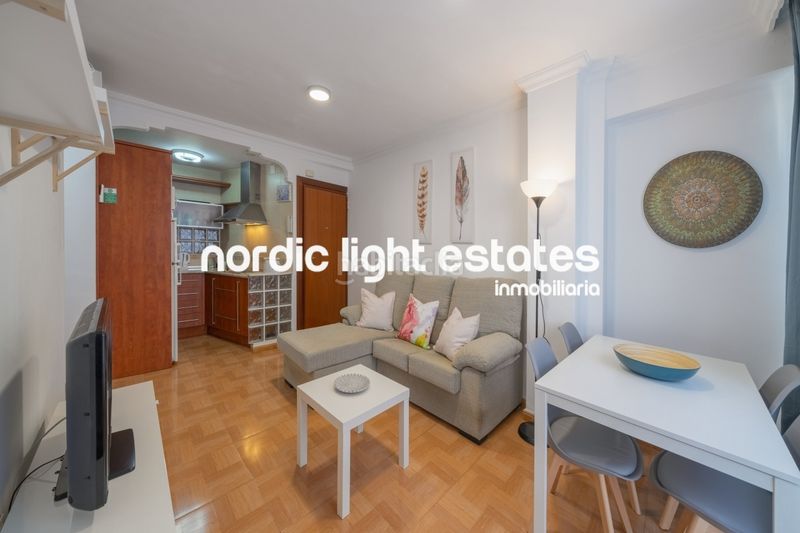 Foto fedda7f2-8d8e-47b7-b5a7-a0d57affc3b1. Alquiler piso en Centro Nerja