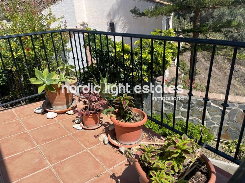 Foto a9b446fa-67be-44af-a3a1-91bb08b1f870. Casa en Chaparil - Torrecilla - Punta Lara Nerja