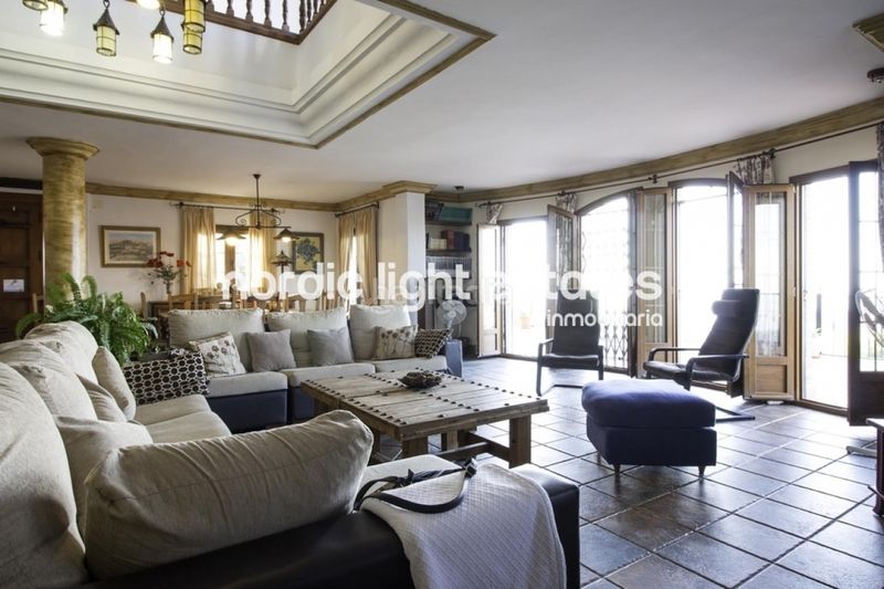 Foto c604c4c3-0463-4dd3-be77-43c909463c9b. Maison avec piscine dans Frigiliana