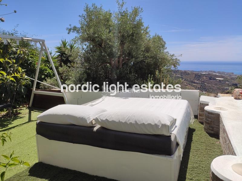 Foto 052b80e9-471f-4ba6-a3ce-6c834916dde2. Rent house with pool in Torrox pueblo Torrox