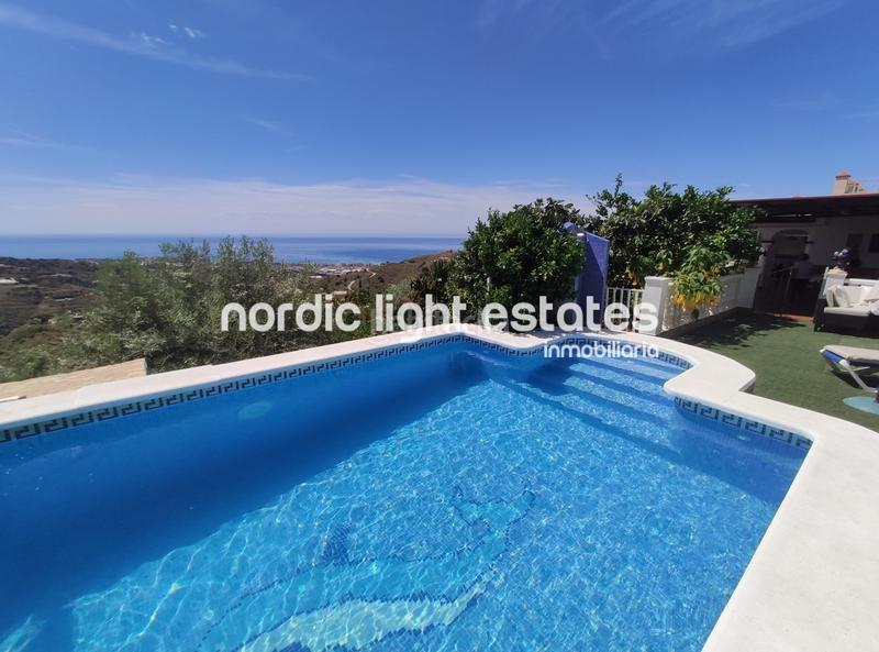 Foto f20d14b2-7934-45dd-a3c7-84b7fd23271c. Location maison avec piscine dans Torrox pueblo Torrox