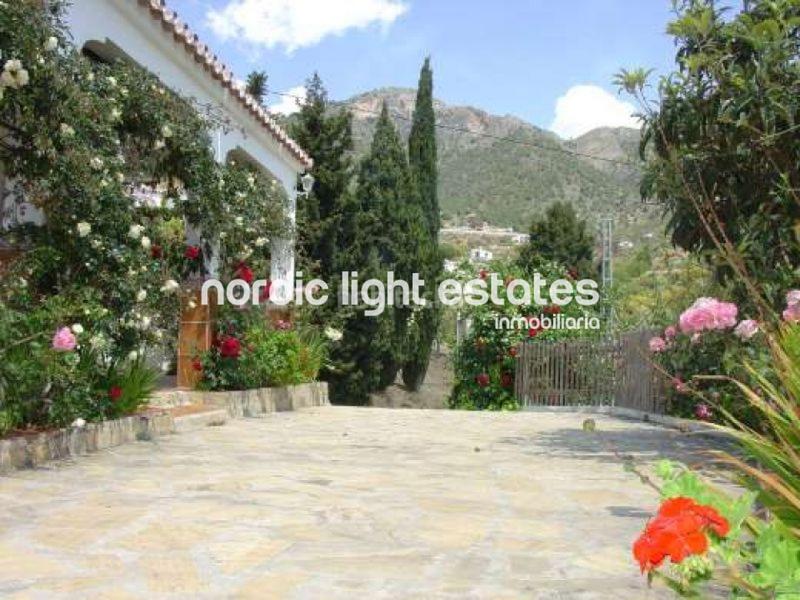 Foto 98d545ce-915d-4ee0-9049-5f9e266763b6. Miete haus mit pool in Frigiliana