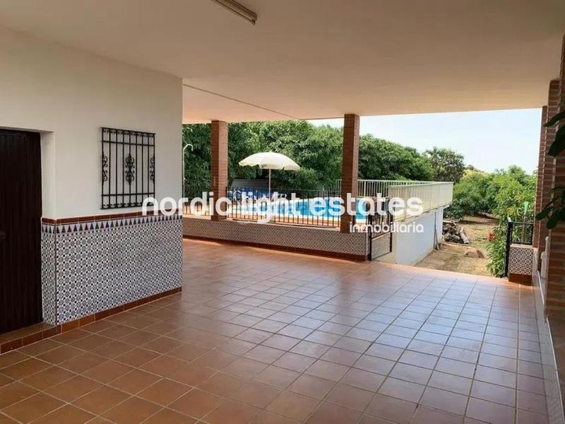 Foto 15d4b498-e47d-4c95-b8da-653c900d119e. Casa en Almayate Bajo