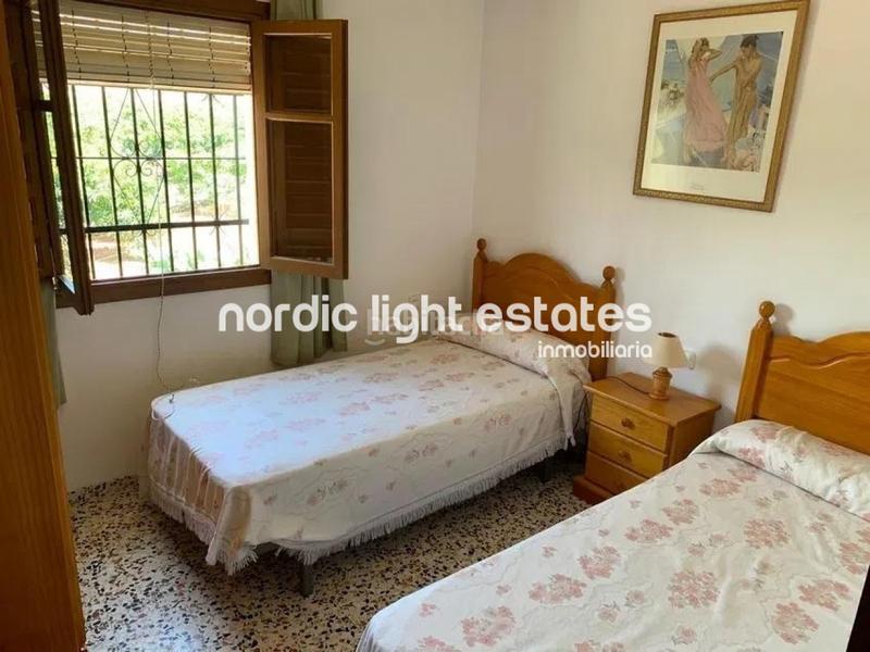 Foto 350290b1-bd19-4c86-a9d0-10bdbcb91216. Casa en Almayate Bajo