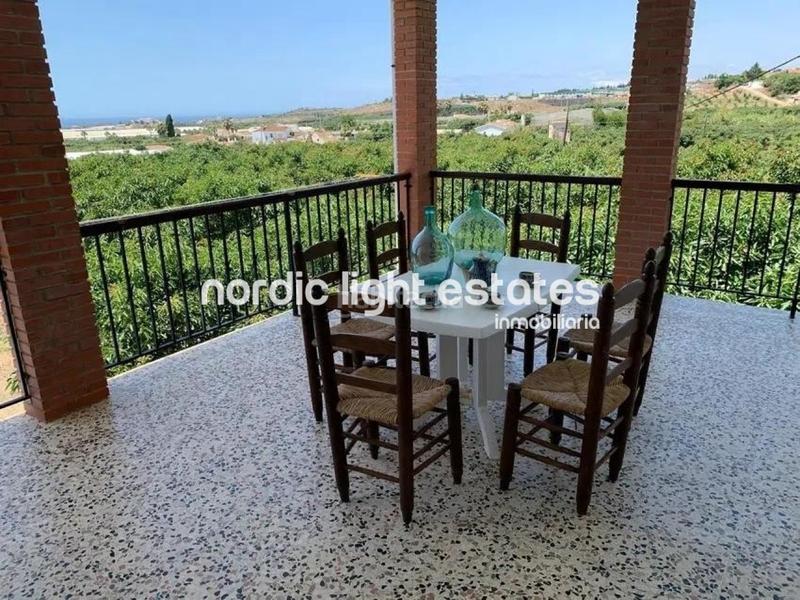 Foto a2fb49ec-a6f1-48b7-b579-483e61cfdb45. Casa en Almayate Bajo