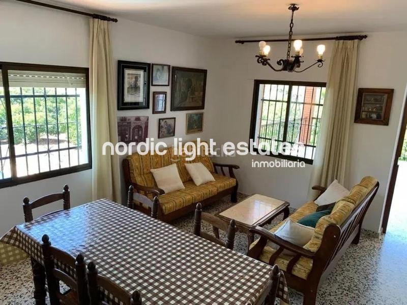 Foto a7367271-ad79-4bde-be4d-c0766c9f3a7d. Casa en Almayate Bajo