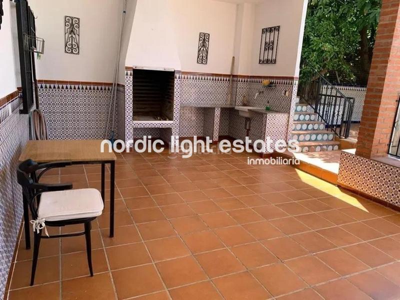 Foto ce4afbe9-9371-4f28-9a9f-3204204899c5. Casa en Almayate Bajo