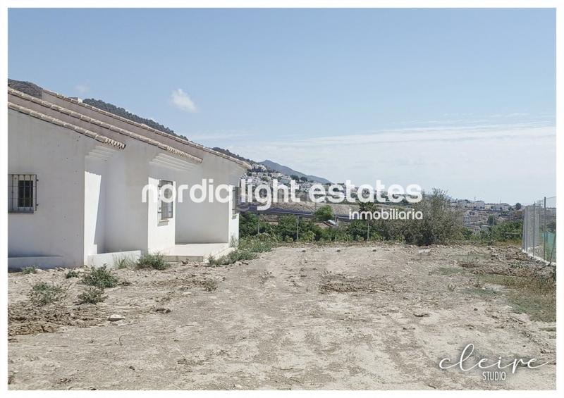 Foto feeddc62-f6d3-4264-9742-0ed0cd6bf624. Casa amb piscina a Frigiliana