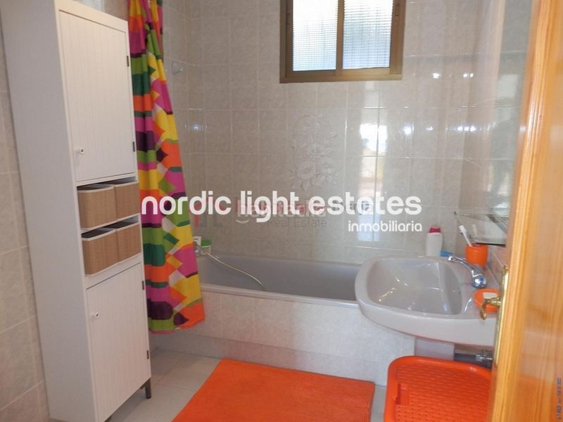 Foto b31f984d-fe23-449e-8c30-ce9a473fa336. Maison avec parking piscine dans Frigiliana