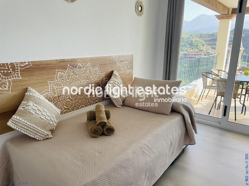 Foto 2a8d1a1b-2958-4502-b7f4-932b34695bd7. Etagenwohnung mit parking pool in El Peñoncillo Torrox
