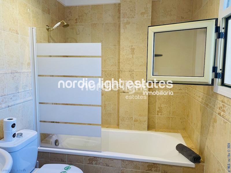 Foto a50b1948-cabb-4fa0-ab0c-bd3500261828. Etagenwohnung mit parking pool in El Peñoncillo Torrox
