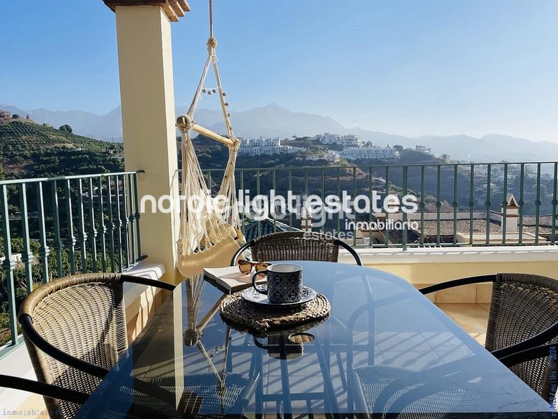 Foto a6028dc3-cc7f-42e3-8987-184b861bbb0c. Etagenwohnung mit parking pool in El Peñoncillo Torrox