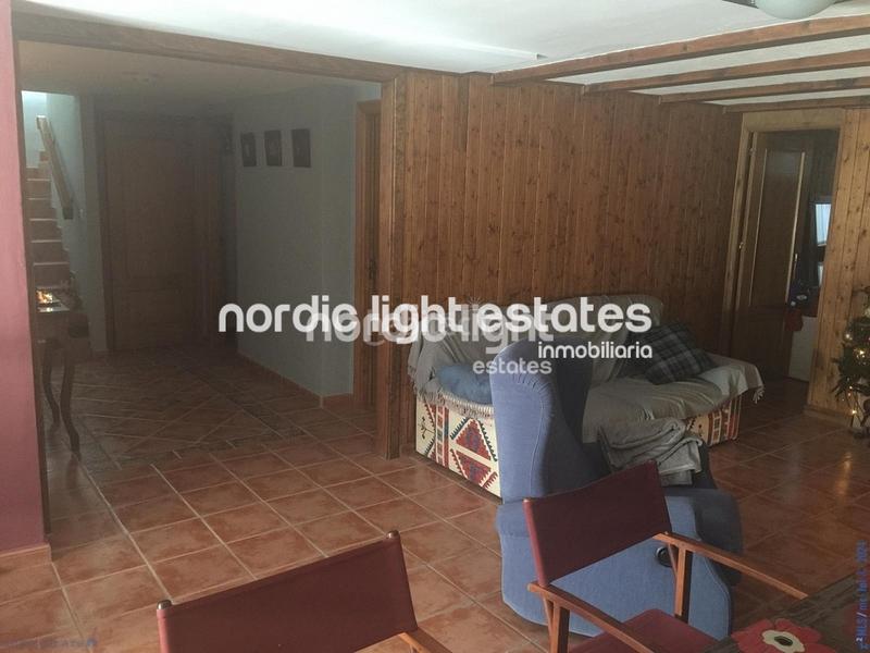 Foto dc47c5fc-619e-49fa-9598-da0ede65e3fd. Casa en Almijara Nerja