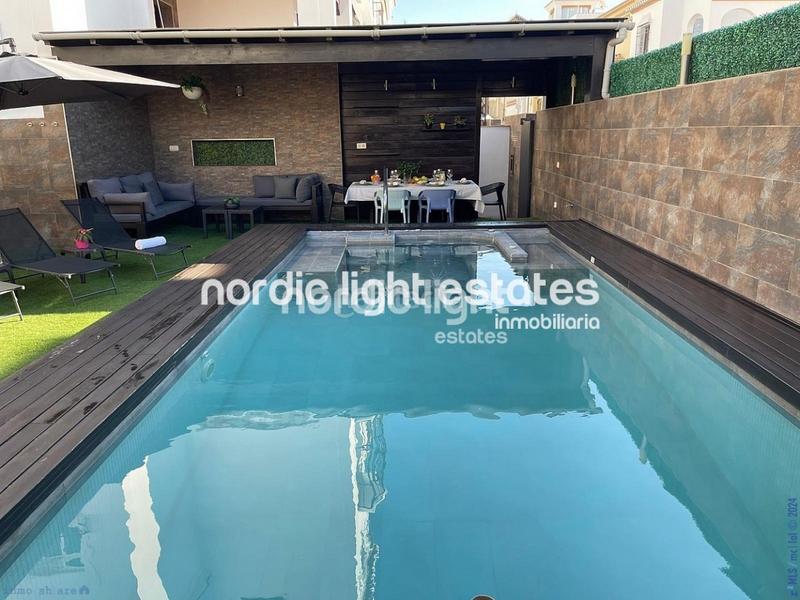 Foto 4a4840ff-92d1-47de-8132-9767495d0723. House with pool in Almijara Nerja