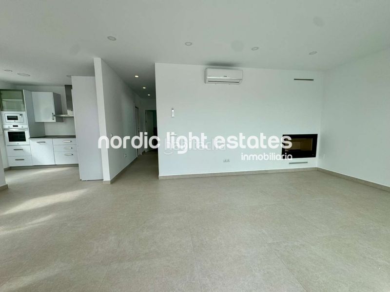 Foto 14231f92-f895-4533-b7d9-bd455c54bd96. Maison avec parking piscine dans Capistrano Nerja