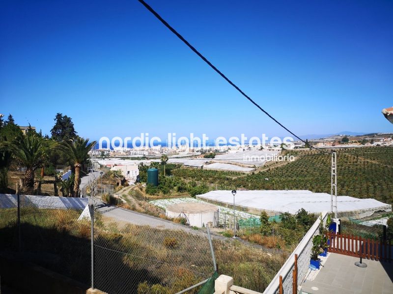 Foto b32d821a-8273-4a86-8303-cfefa53c70a9. Maison avec parking piscine dans Urbanización Santa Rosa Torrox