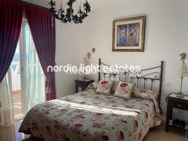 Foto 33b3e660-7e1e-4b97-8405-14103f0d9327. House with parking pool in El Peñoncillo Torrox