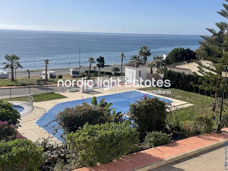 Foto 353e6b43-8bcf-443e-a376-05652a0d2525. House with parking pool in El Peñoncillo Torrox