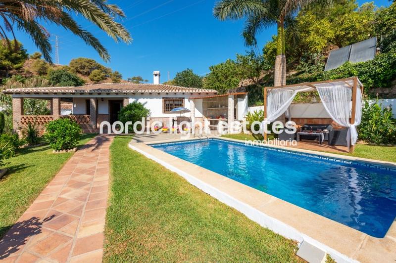 Foto 2a96f6f4-15c7-4d09-ae90-f3794a39d3a2. Miete haus mit pool in Frigiliana