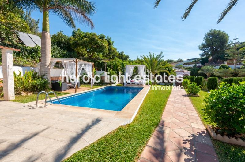 Foto 9c5a5968-f243-4dac-a1e8-c980b557e17c. Miete haus mit pool in Frigiliana