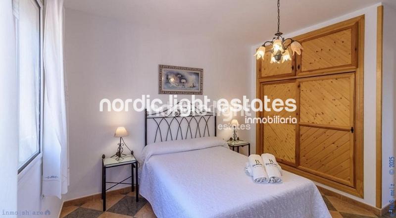 Foto 5e740a13-1db1-4960-b274-cce3dff8edf4. Casa en Torrox pueblo Torrox