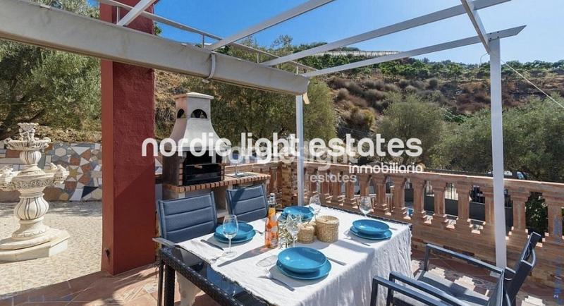 Foto d06591d1-c7bd-4c14-972a-164bc7658667. Casa en Torrox pueblo Torrox