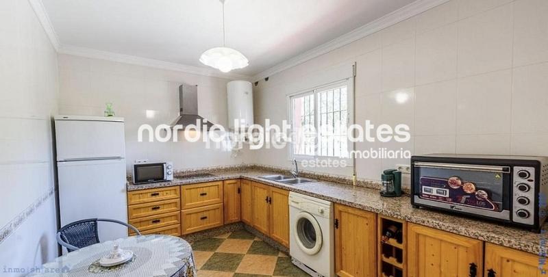 Foto ffc393eb-8a8a-4088-9e5c-3026a56a4b75. Casa en Torrox pueblo Torrox